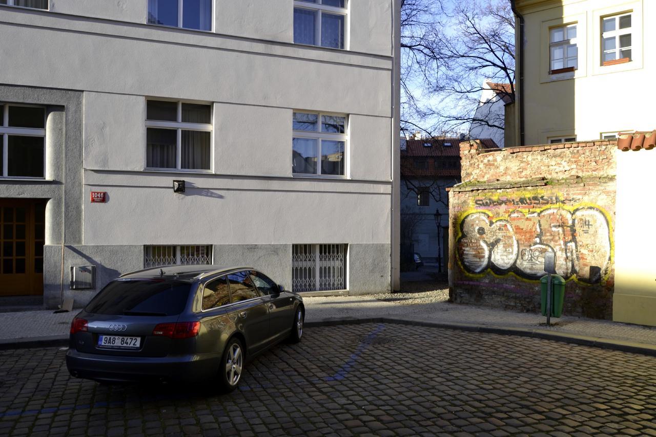 Old Town Basement Apartment Prague